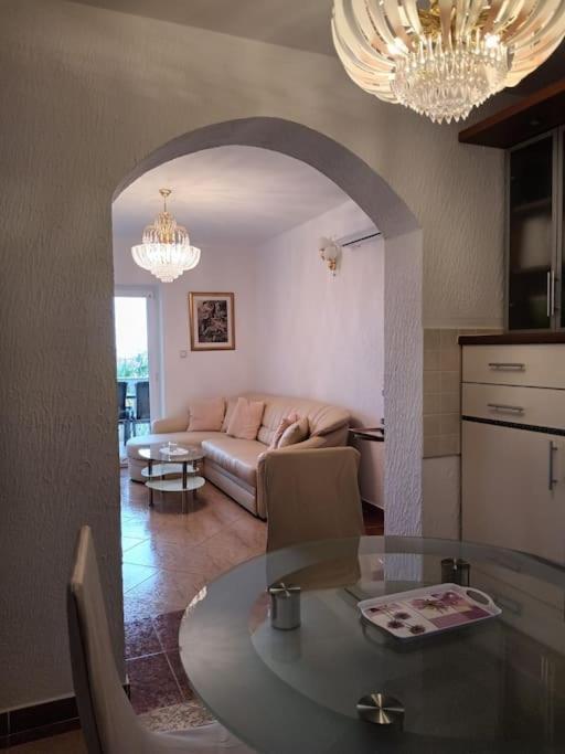 Ferienwohnung Nena In Цриквеница Экстерьер фото